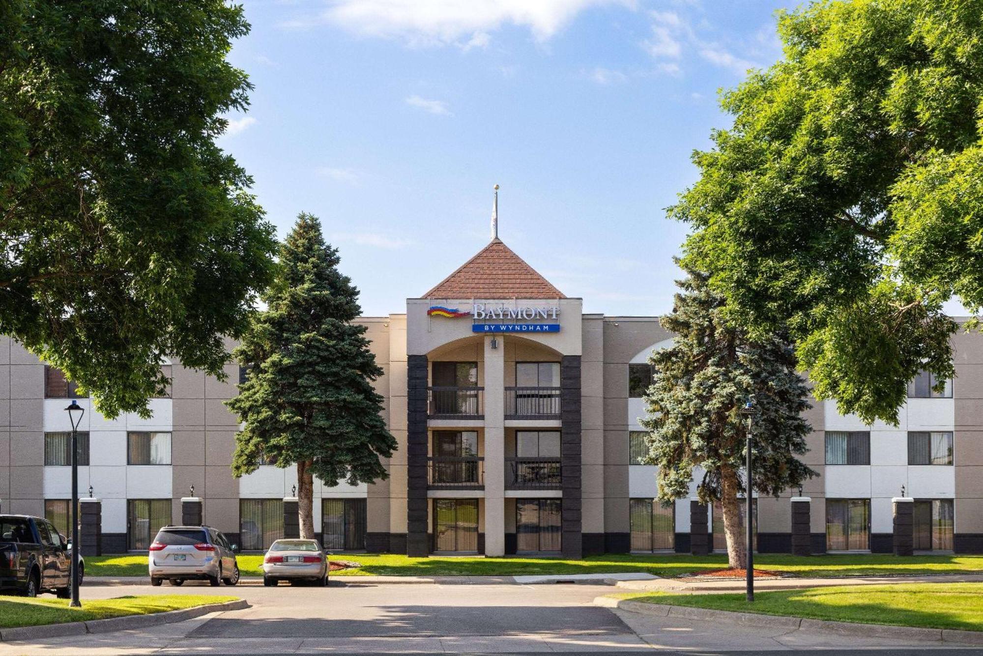 Baymont By Wyndham Shakopee Hotel Eksteriør billede