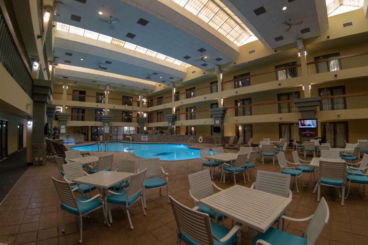 Baymont By Wyndham Shakopee Hotel Eksteriør billede